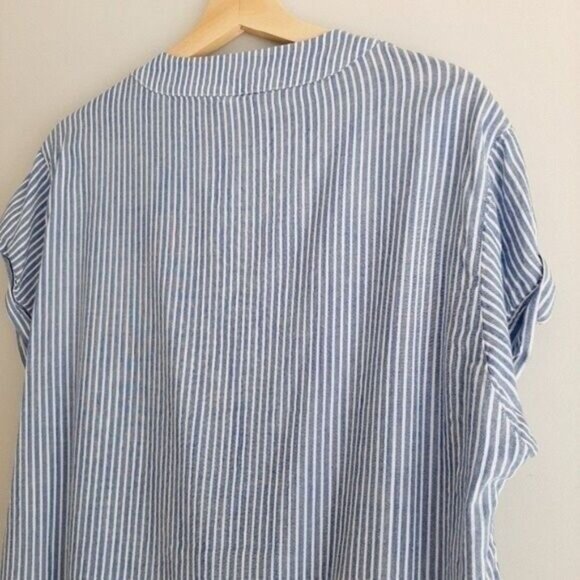 GAP Popover Short Sleeve V-Neck Blouse Blue & White Stripes Sz S - Picture 12 of 13